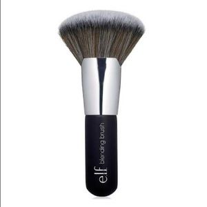 e.l.f. Cosmetics Beautifully Bare Blending Brush